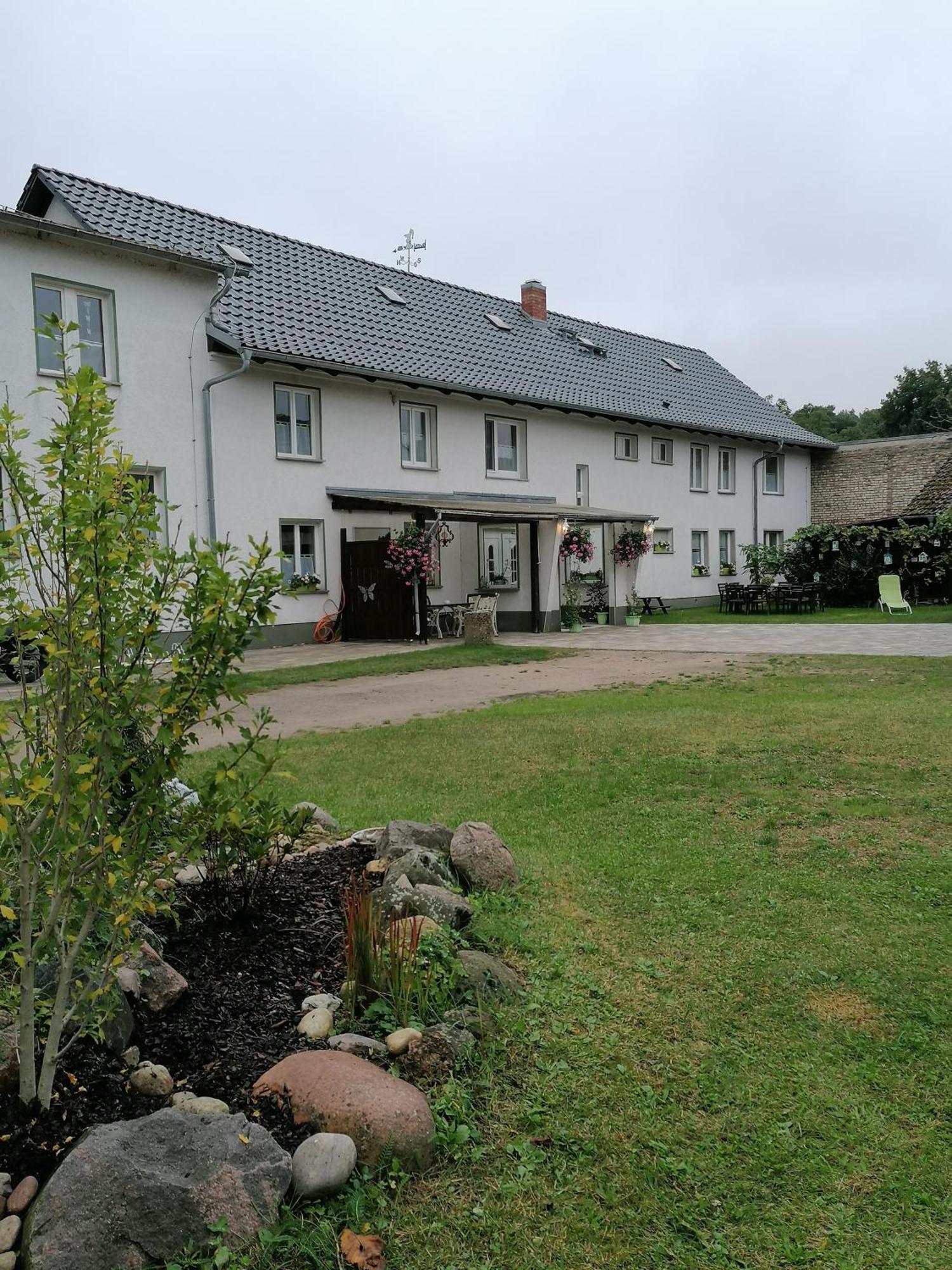 "Maerkische Traube" Idyllisches Gaestehaus Fuer Selbsversorger Zesch Exterior foto