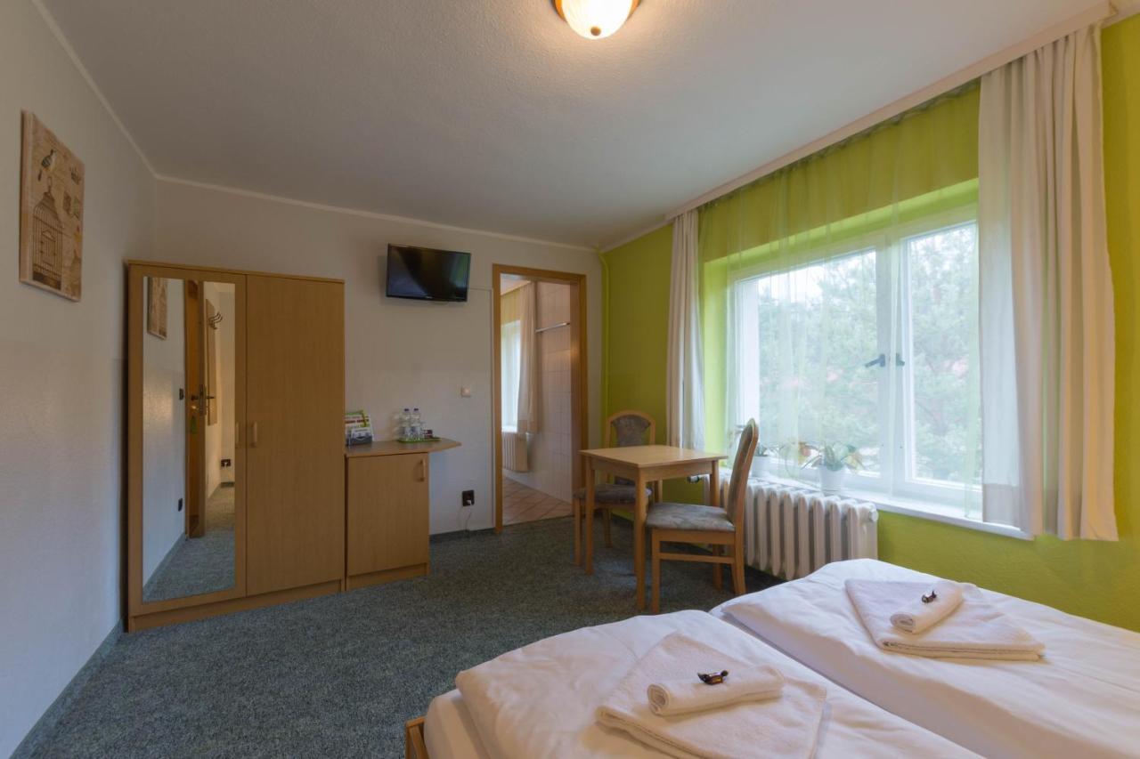 "Maerkische Traube" Idyllisches Gaestehaus Fuer Selbsversorger Zesch Exterior foto